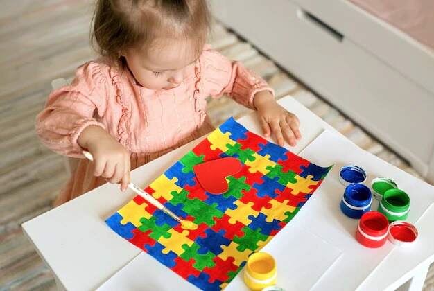 Autismo feminino em 2025: o diagnóstico tardio e silencioso que impacta milhares de mulheres